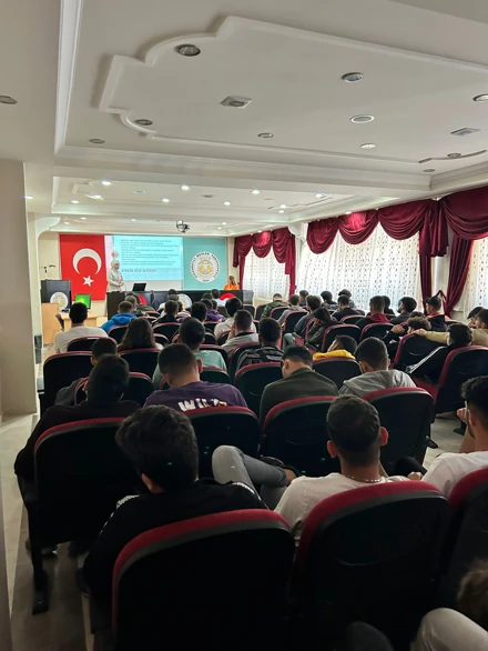 BAĞIMLILIKLA MÜCADELE SEMİNERİ